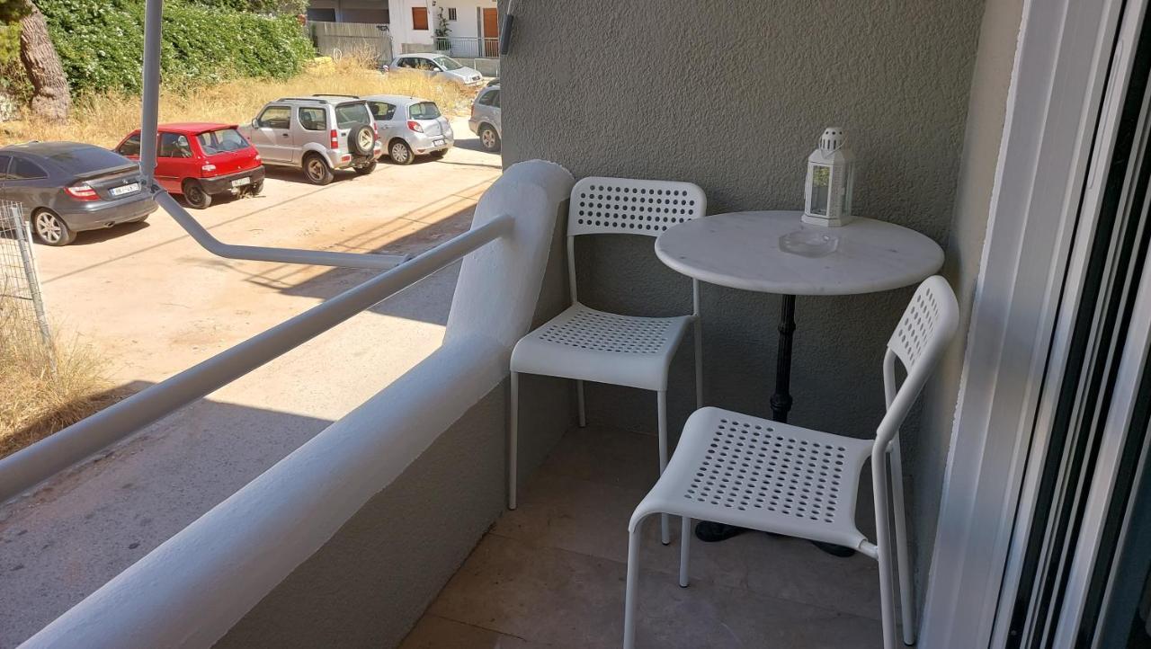 Poseidon Blue Apartment Artemida  Exterior photo